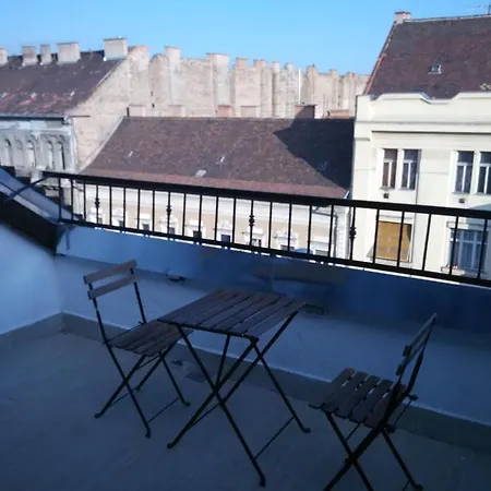 D31b With Balcony Lejlighed Budapest