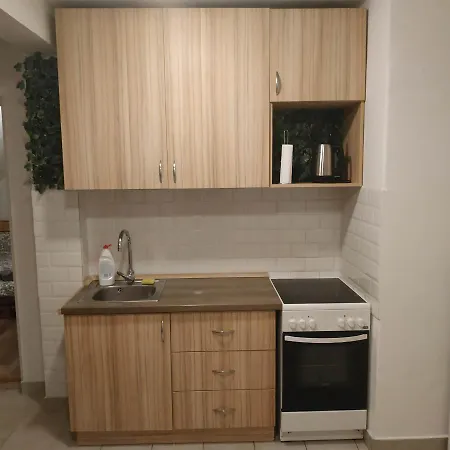 D31b With Balcony Apartment