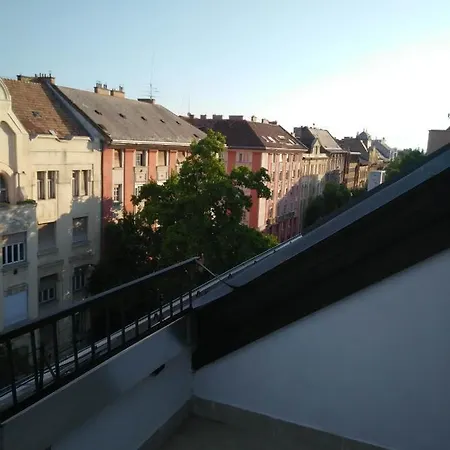 D31b With Balcony Apartment *